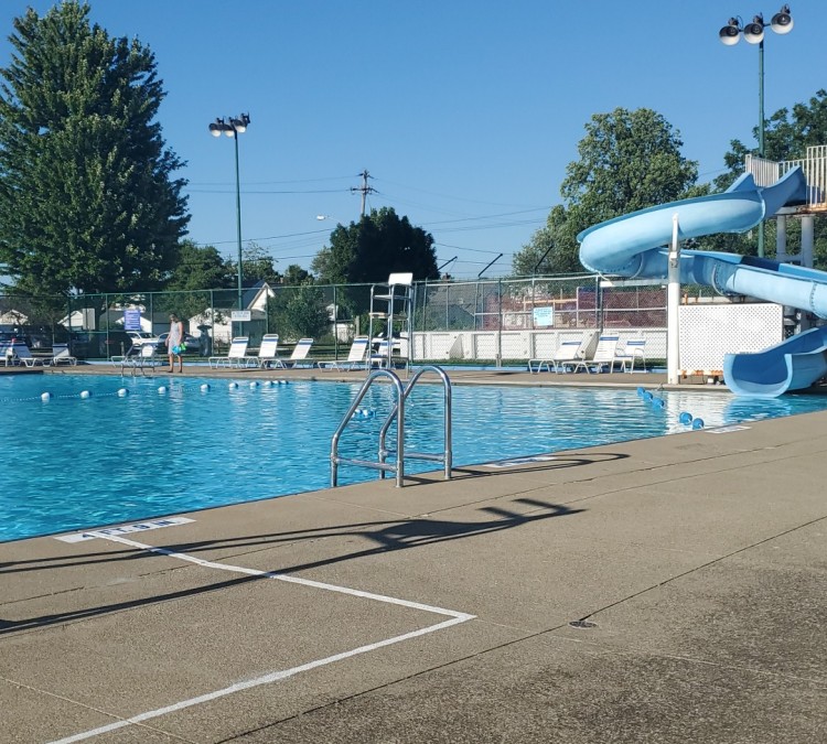 mayfield-heights-city-pool-photo